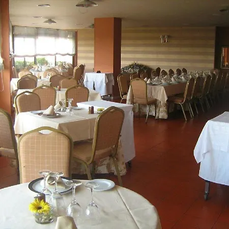 Santiago Apostol 3* Castrofeito