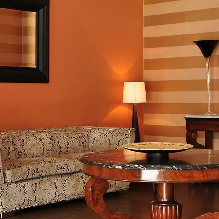 Santiago Apostol Hotel